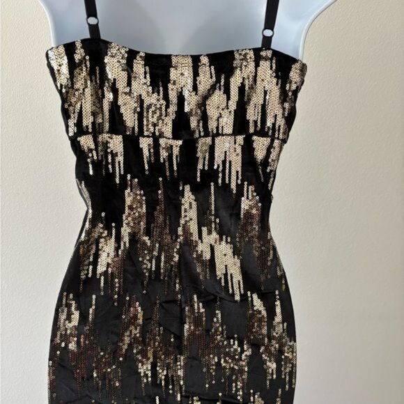 Fashion Nova Dress Medium Sequin BodyCon Mini Art Deco Disco Glam Festival - Picture 2 of 12